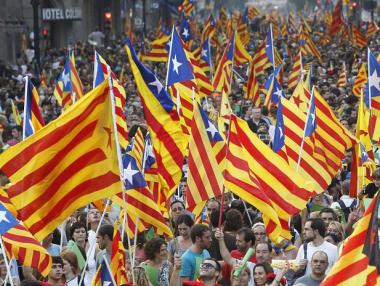 Конституционният съд спря референдума в Каталуния