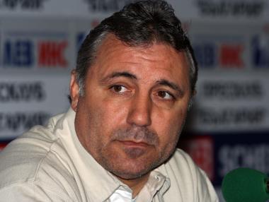 „Реал са крадци и ревльовци“