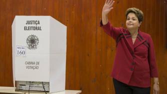 Дилма Русеф е фаворит за президент след първи тур