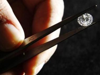 Мюнхенски хотел подарява диамант за 2500 евро на Нова година