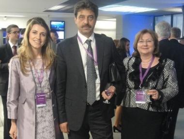 Цветан Василев и съпругата му разследвани за пране на пари