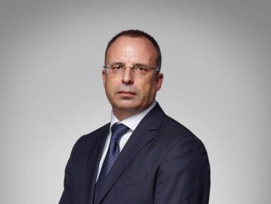 Нов публичен дълг е необходим