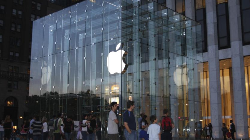 Apple фалирала два финландски отрасъла
