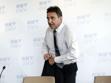 OMV уволнява директора си заради сриналите се акции