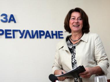 Тодорова: Токът да не поскъпва от януари