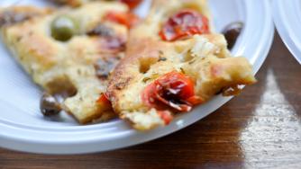 Българите изхвърлят 700 млн. кг храна на година