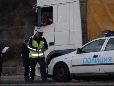 КАТ издирва 80 000 шофьори за стари глоби