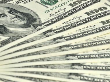 Доларът се възстанови след силните данни за САЩ