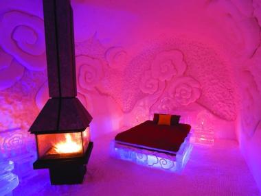 Ice Hotel: Леден лукс и модерен арт в Швеция