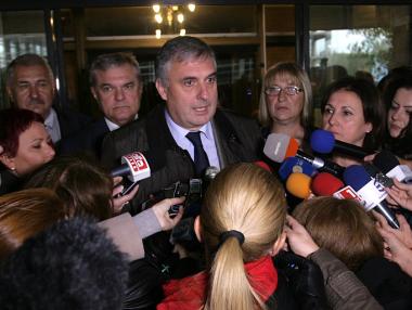 АБВ притиска ГЕРБ за „широка коалиция“ с БСП