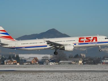 Стюардесите на Czech Airlines готвят стачка