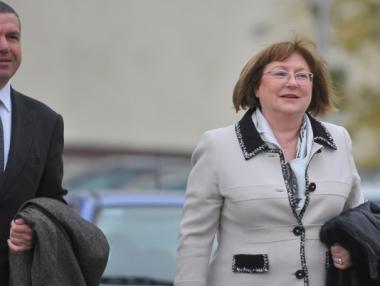 Без обвинение напусна следствието съпругата на Цв. Василев