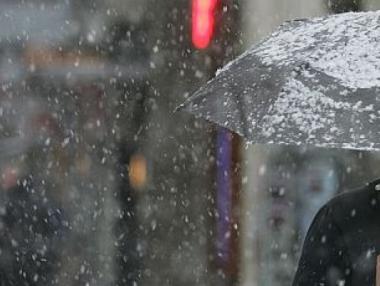 София осъмна с първи сняг