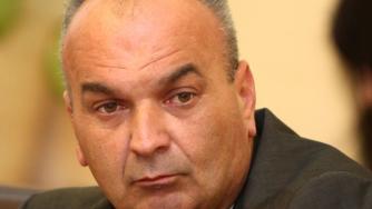 Спряхме няколко влака заради наводнени участъци