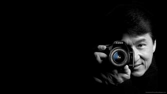 Canon със свита печалба заради бума на камери на смартфони