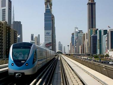 Дубай раздава 4 кг злато при ползване на градски транспорт