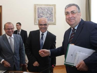 Актуализациите на бюджетите на държавата и на НЗОК вече са в парламента