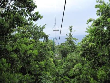 Виетнам ще строи най-дългия кабинков лифт в света