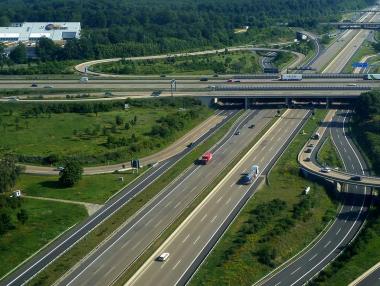Германия въвежда пътен данък за чуждите шофьори