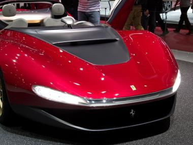 Ferrari пуска 6 бройки в памет на Серджио Пининфарина