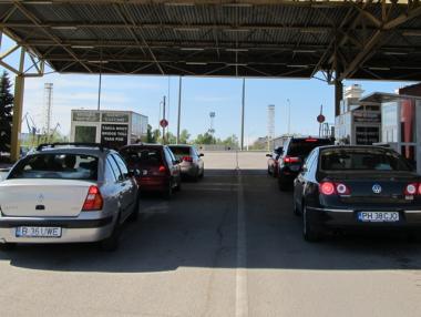 Арести на митничари затвориха ГКПП „Лесово“ (обновена)