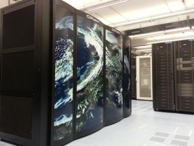 140-тонен суперкомпютър ще прогнозира времето във Великобритания