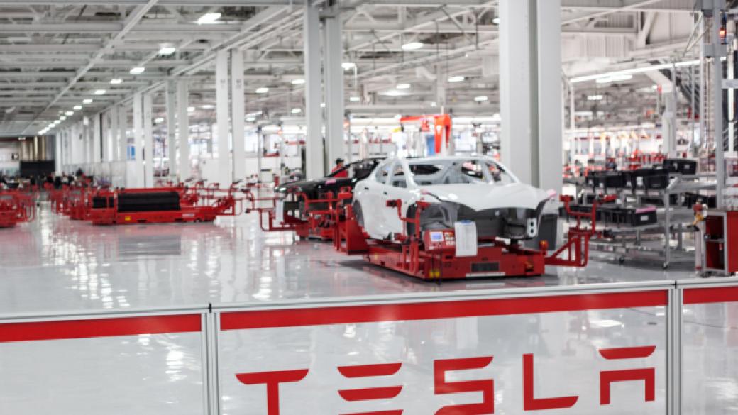 Tesla удвои загубата си през третото тримесечие