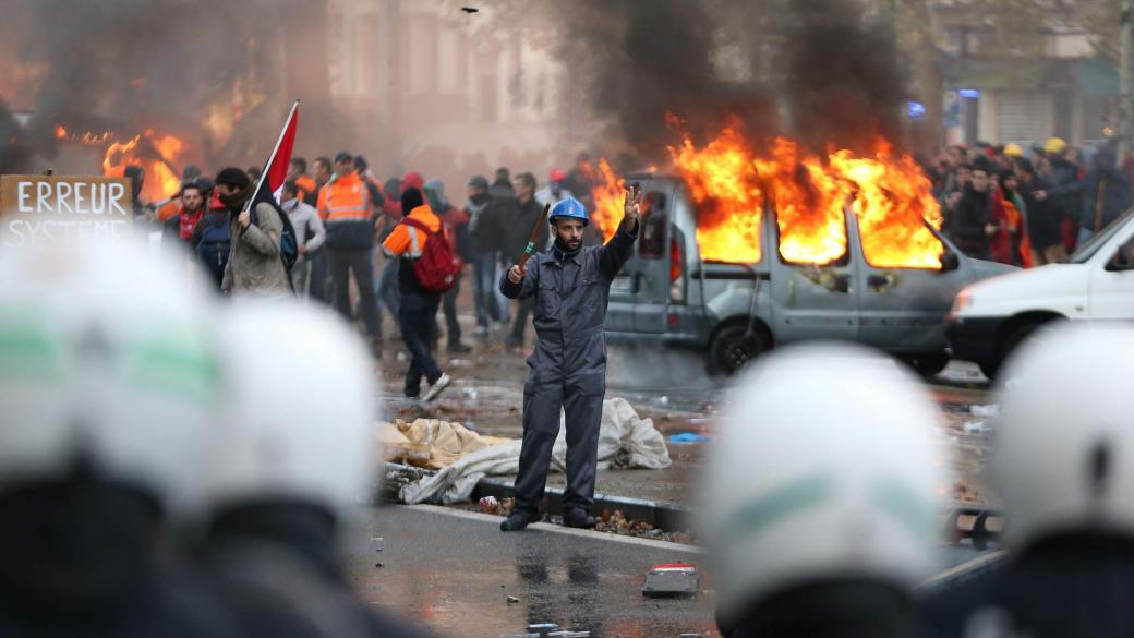 100 хиляди запалиха Брюксел в масов протест