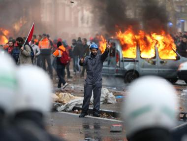 100 хиляди запалиха Брюксел в масов протест