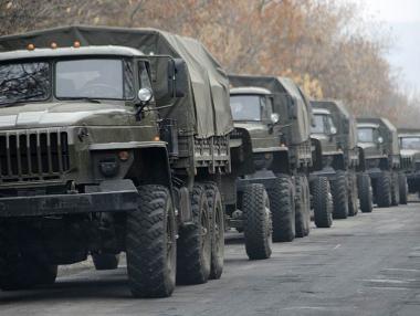 Пак война: Сепаратистите стягат руски оръдия и танкове към Донецк
