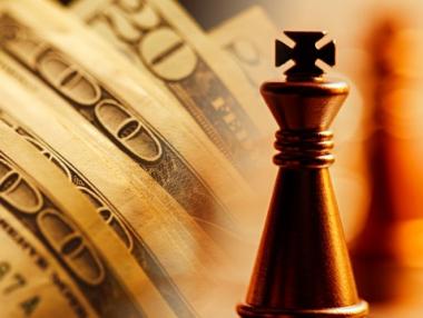 Доларът се отдръпна от върховете си