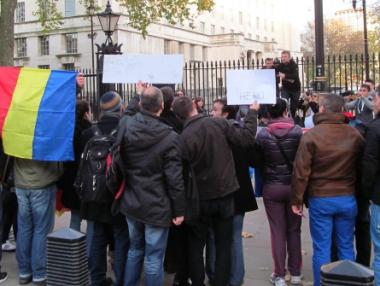 Британски медии плашат с по-ниски заплати „заради българи и румънци“