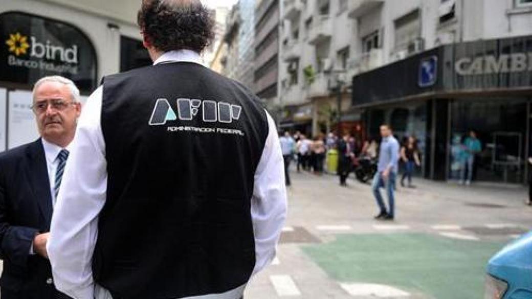 Стачка на банкови служители парализира Аржентина