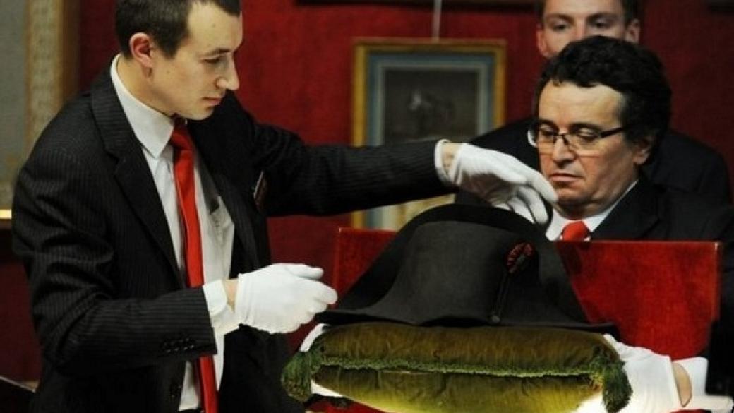 Двурога шапка на Наполеон Бонапарт продадена за 2 млн. евро