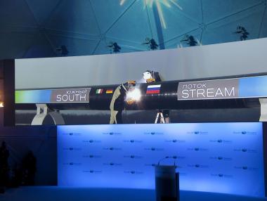 Италия и Словакия спират „Южен поток“, Унгария строи