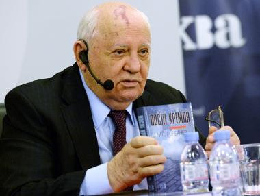 Горбачов: Путин се взима за заместник на Бог