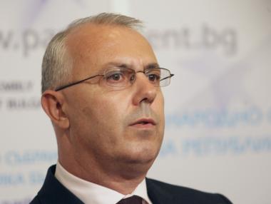 Шефът на МВР обеща проверките на КАТ да са само с камери