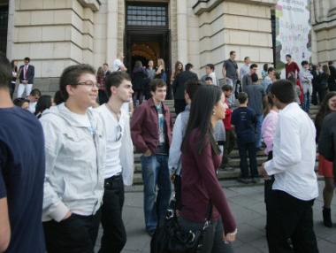 Агенцията по заетостта консултира младежи за работа в чужбина