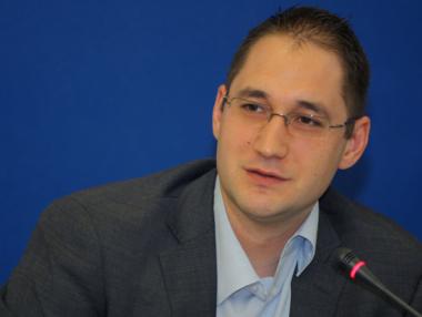 Първо икономически реформи и после крачка към единната валута