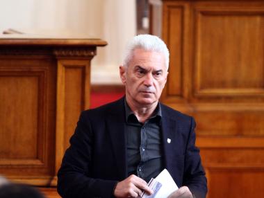 И Сидеров се отказа от имунитета си