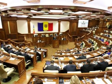 Молдова провежда избори за парламент