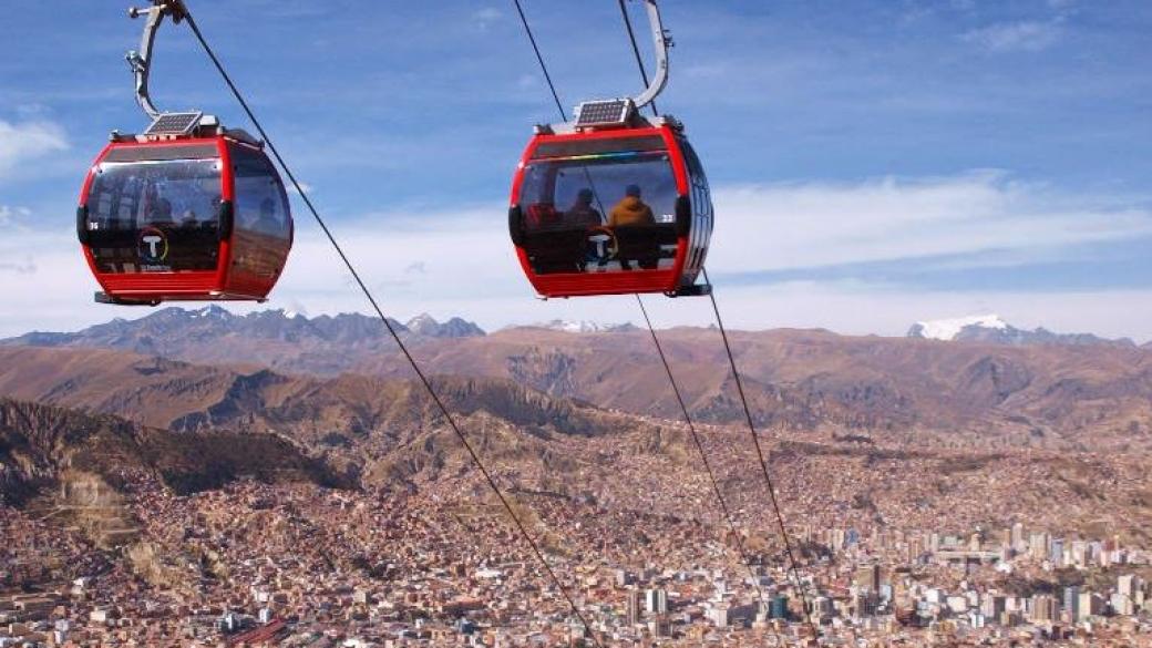 Боливия прави 5 нови лифта за градски транспорт