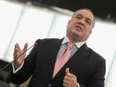 Слави Бинев се оттегли от комисията по култура и медии