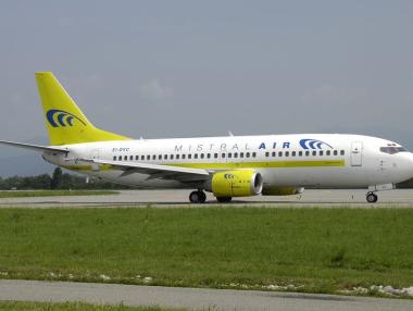 Стартират полети София-Бари