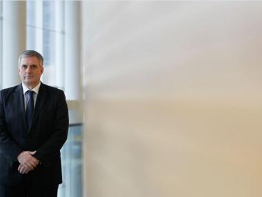 Калфин: С до 3 месеца вдигане на възрастта за пенсия