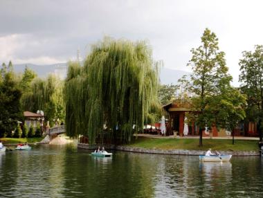 Отдават езерото „Ариана“ под наем