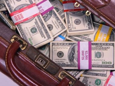 25 млрд. лева изтекли от България за 10 години