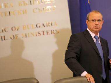 Прехвърлянето на пари от фондовете към НОИ ще срине системата