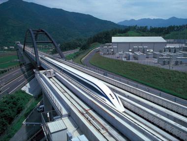 Япония започна да строи най-дългата жп линия в света