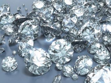 Скала с 30 000 мини диаманта изкопаха в Русия